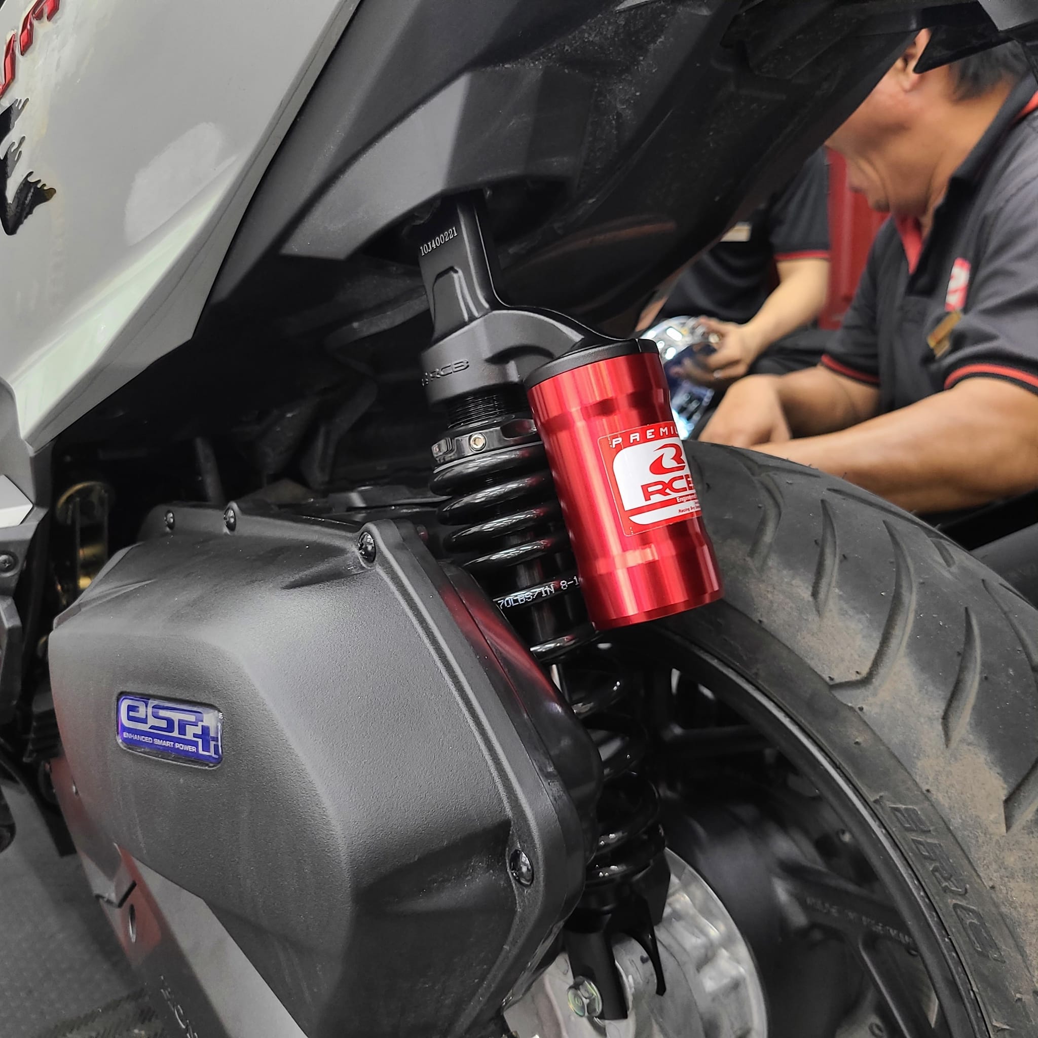 Phuộc RCB MB2 cho Vario, Click,... Chiều cao 330mm. Chính hãng RCB. BH 12 tháng (070555)
