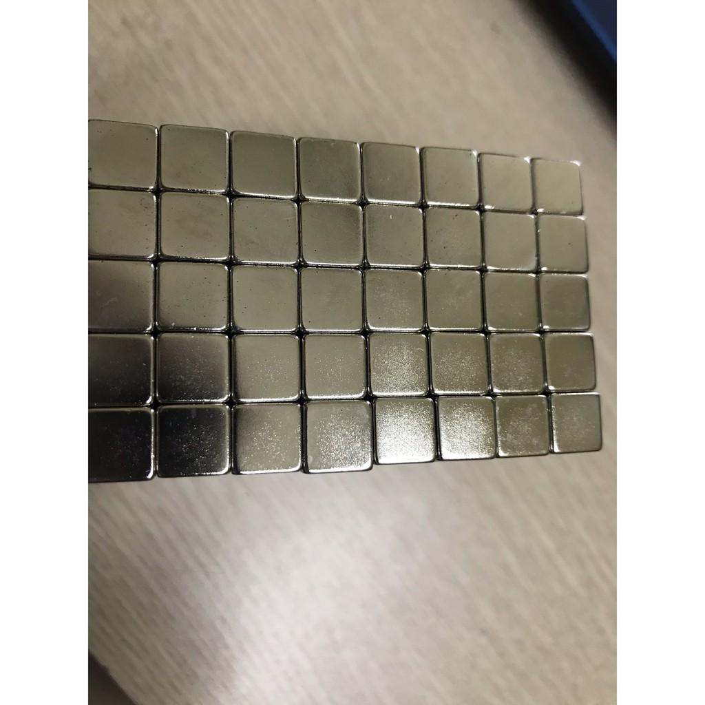Nam châm trắng 10x10x5mm