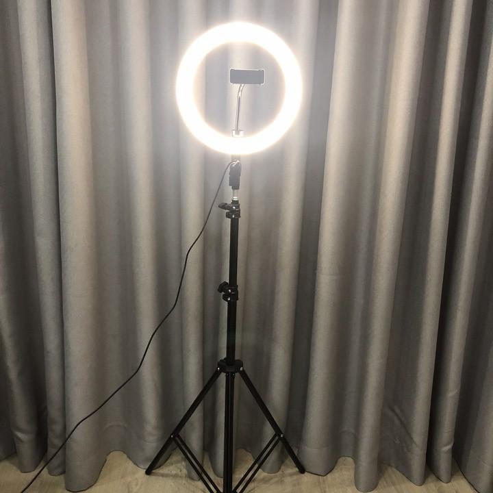 Đèn Led Live Stream Hỗ trợ ánh sáng Chụp Ảnh, Make Up Trang Điểm, 3 Chế Độ Sáng