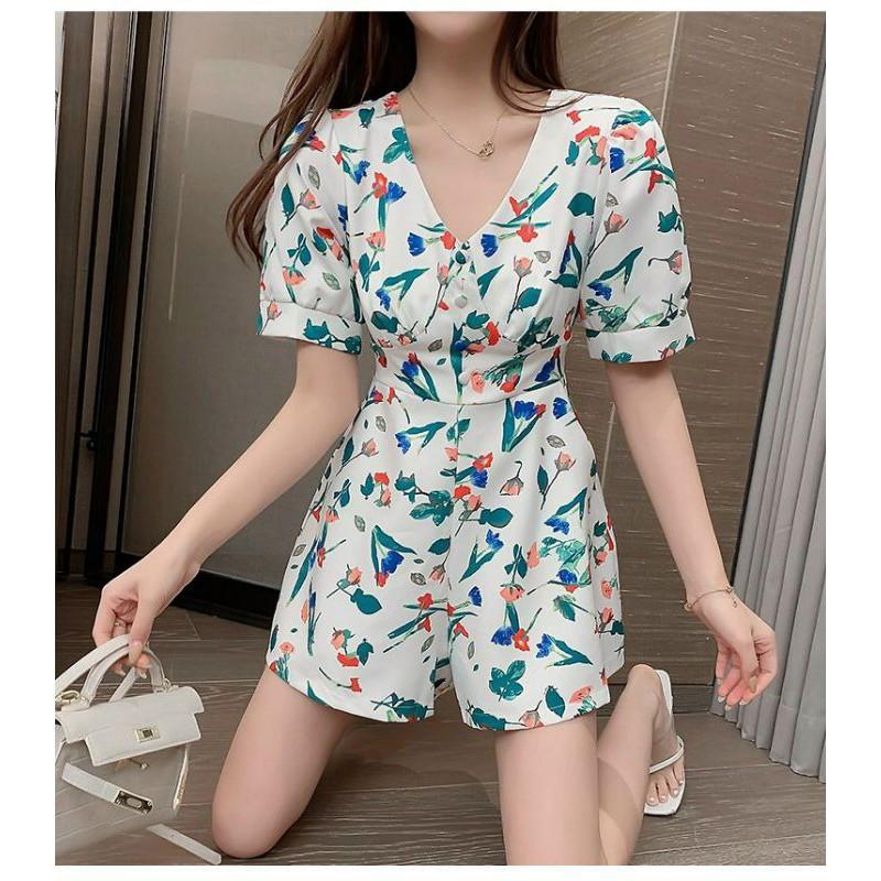 HÀNG NHẬP - BỘ JUMPSUIT ĐÙI HOA CỔ TIM