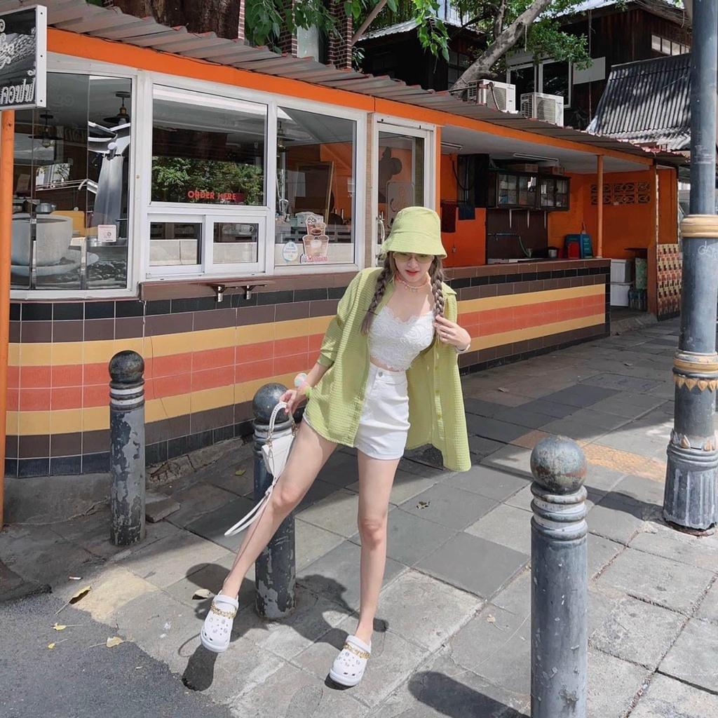 Sét 3 món áo sơmi phom dài + áo bra ren và quần sooc ngắn