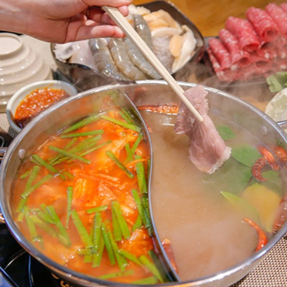 Voucher Buffet Lẩu Trưa/Tối Chuẩn Vị Hàn Quốc tại Hệ Thống Taka BBQ - Menu 219K