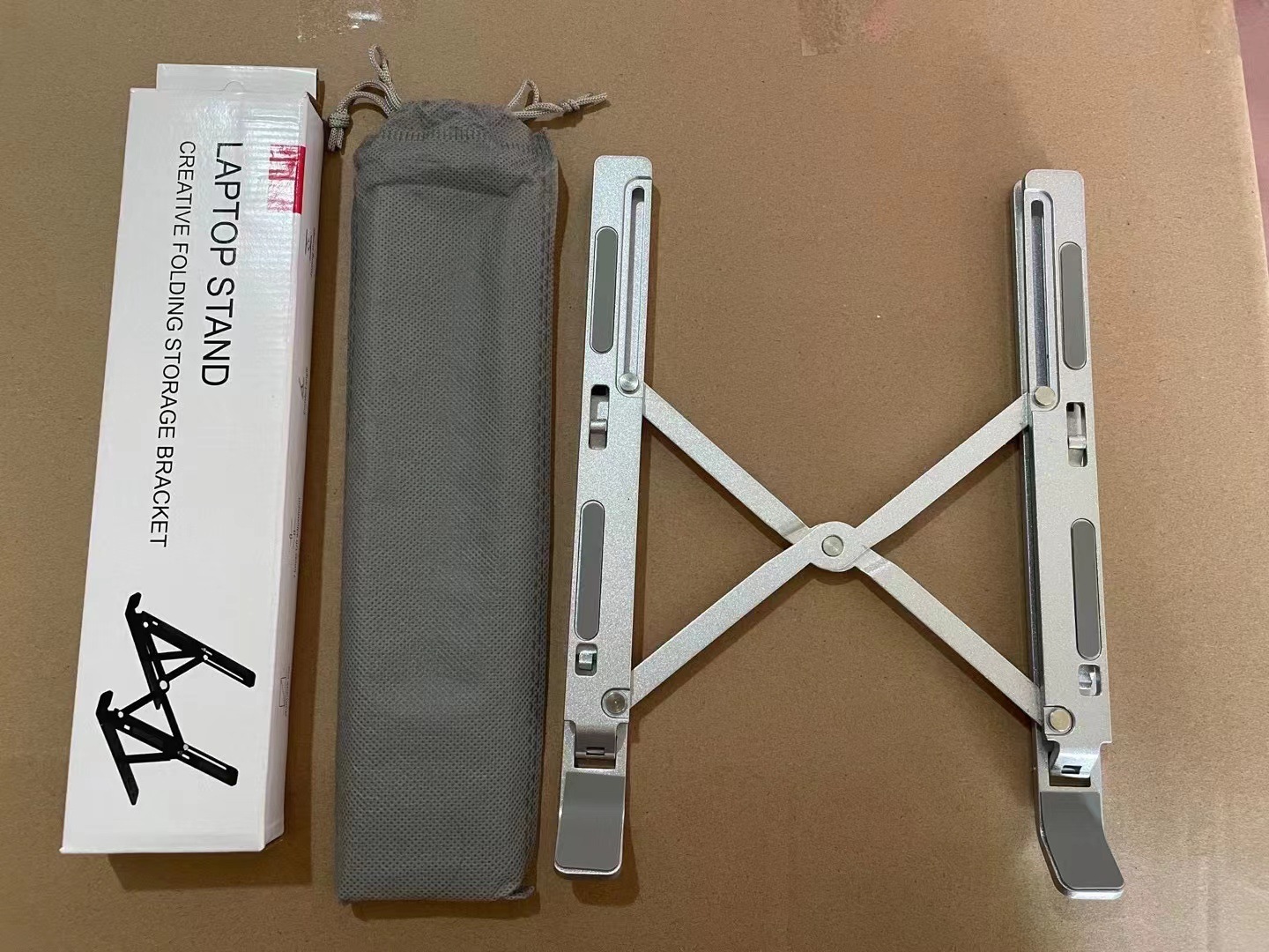 Giá đỡ Laptop, cho macbook, cho ipad tản nhiệt Rhino KLL101, kệ đỡ máy tính nhôm cao cấp, gấp gọn, tặng kèm túi đựng - Hàng chính hãng