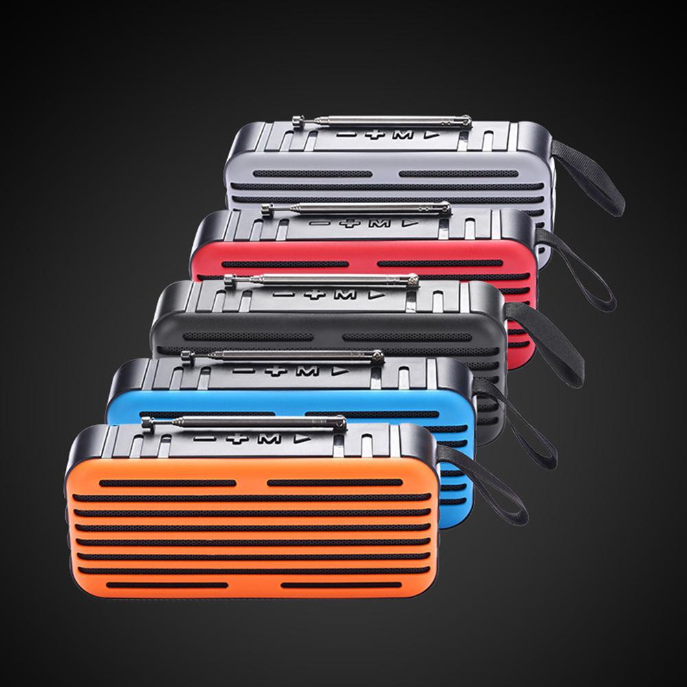 Loa sạc năng lượng mặt trời ngoài trời Loa âm thanh nổi di động không dây tương thích với đài FM Đèn pin LED Color: Wooden