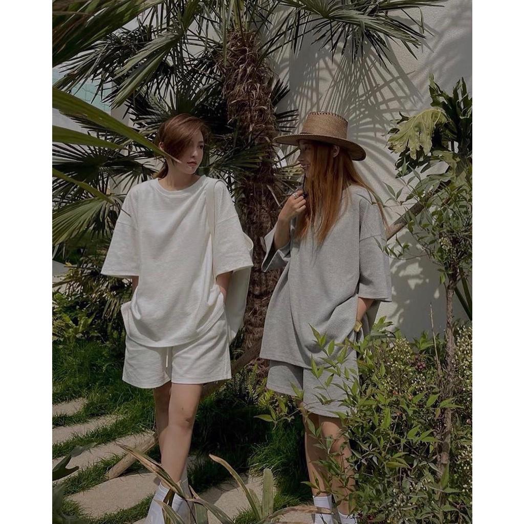 Bộ Quần Đùi Áo Thun Cộc Tay Ulzzang Tổ Ong Dáng Rộng