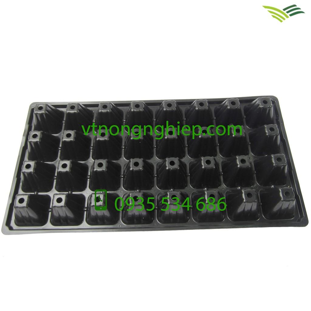 5 khay nhựa 32 lỗ ươm trồng cây.