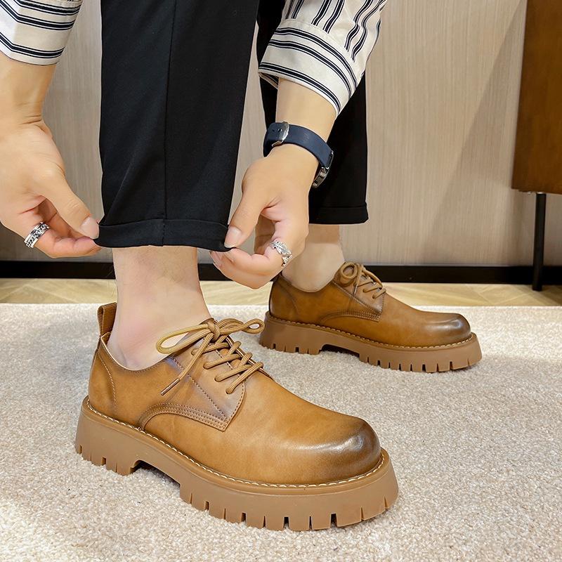 Giày Martin boots màu nâu phong cách của ANH