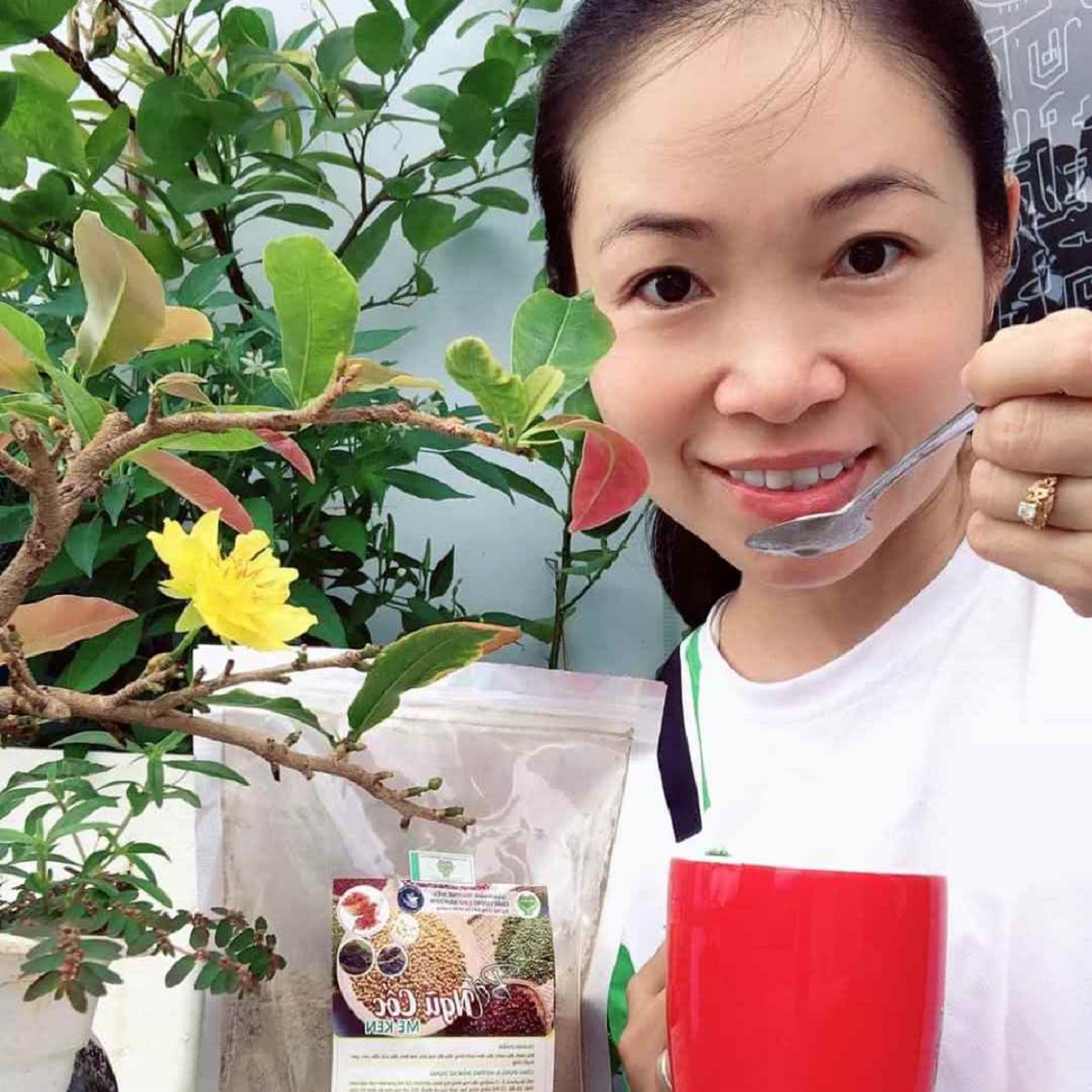 Bột ngũ cốc Mẹ Ken 500gr tặng kèm miếng lót ly