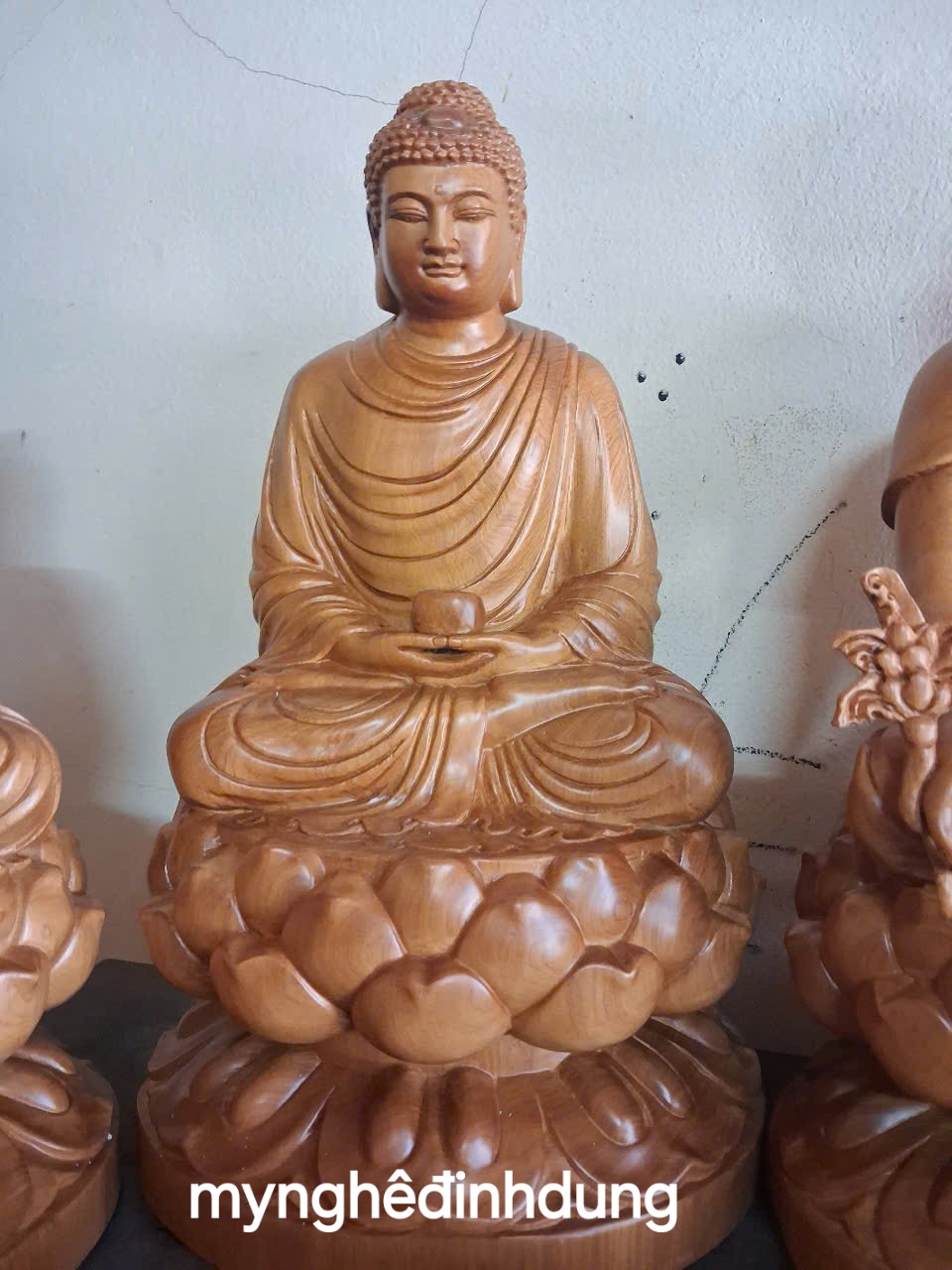 BỘ tượng tam thế phật bằng gỗ bách xanh thơm nức cao 40x24x20cm