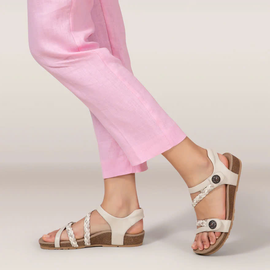Giày sandal da sức khoẻ nữ Aetrex Jillian Ivory