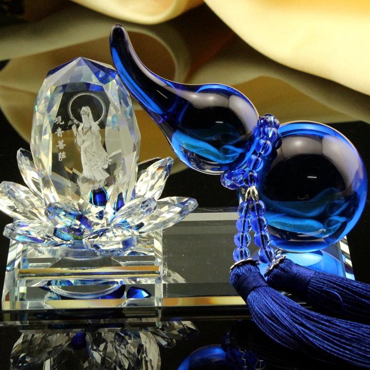 Tượng Quan Âm Hồ Lô Trong Trang Trí Taplo Xe Hơi - Tượng Nước Hoa Xe Ô Tô - Nhiều Màu Sắc - Tặng Kèm Nước Hoa Cao Cấp