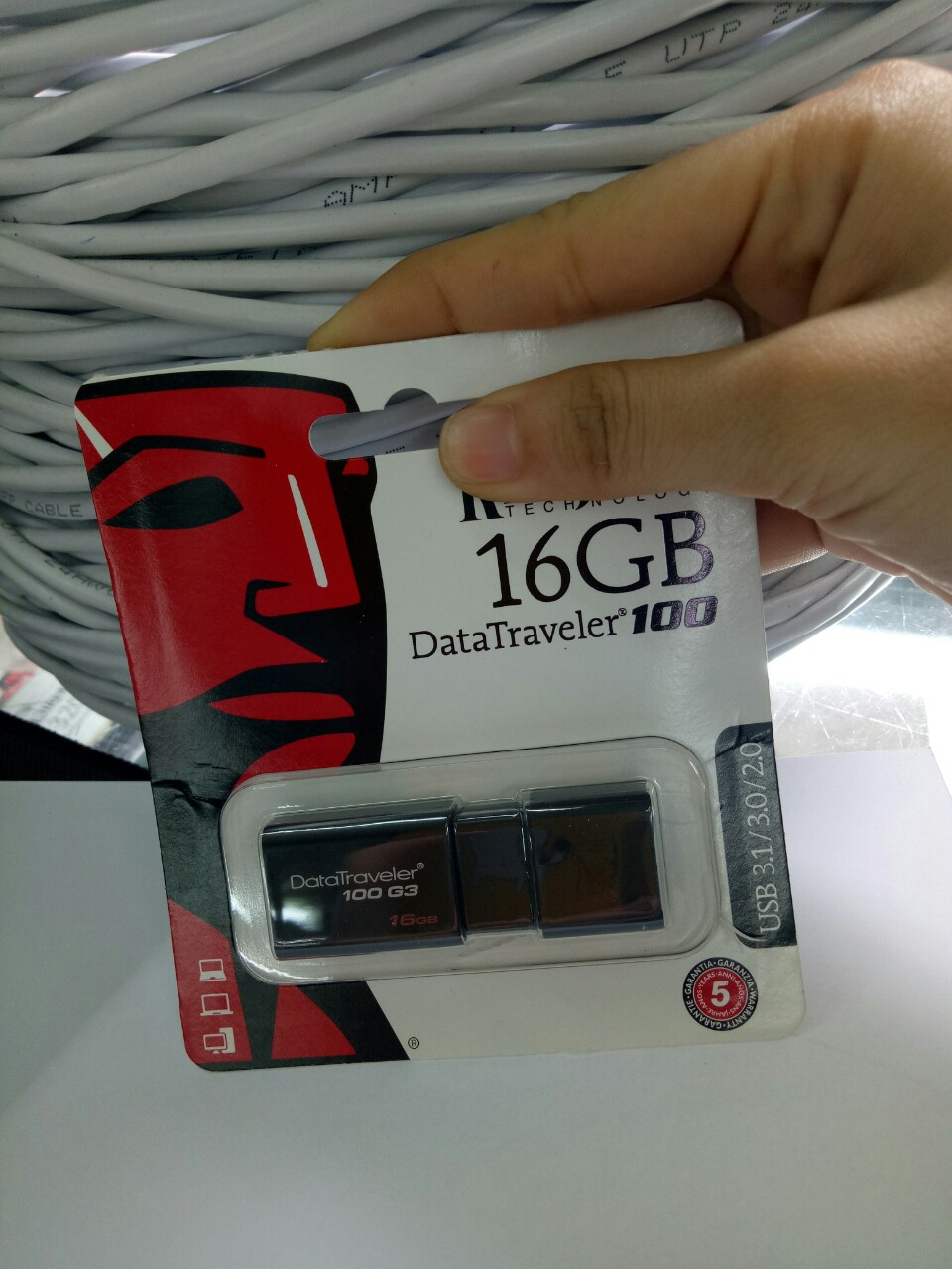 USB 16GB