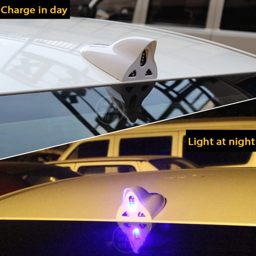 Vây Cá Mập Có Đèn Led Thay Ăng Ten