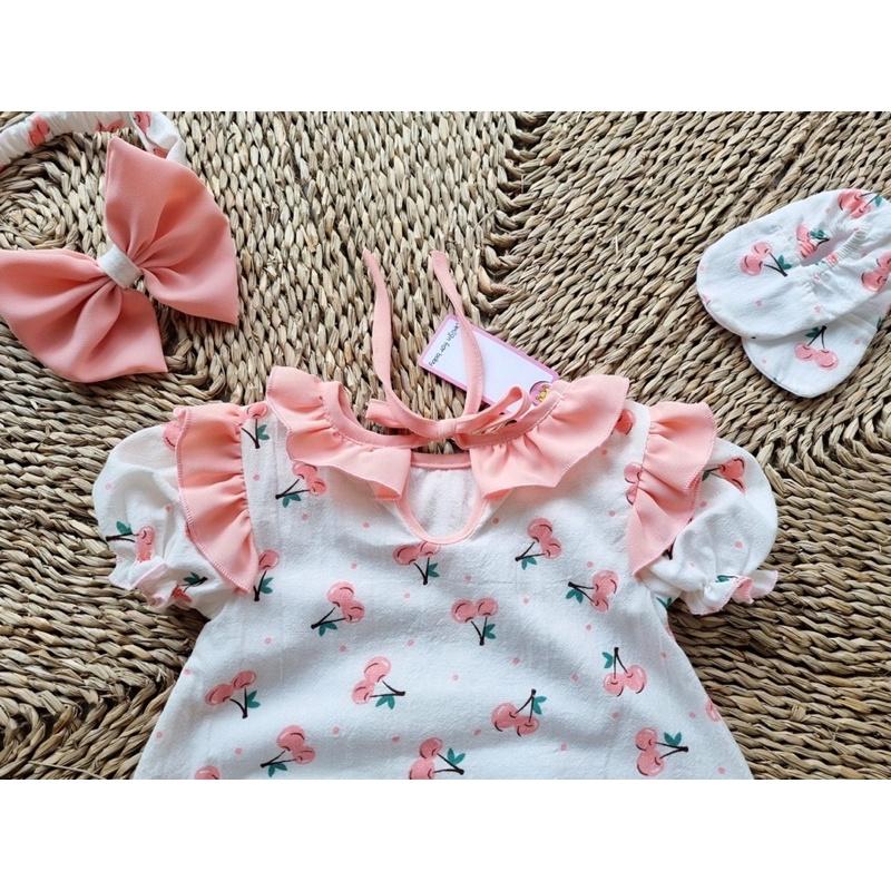 Body hoạ tiết quả cherry hồng phối cổ bèo xinh cho bé