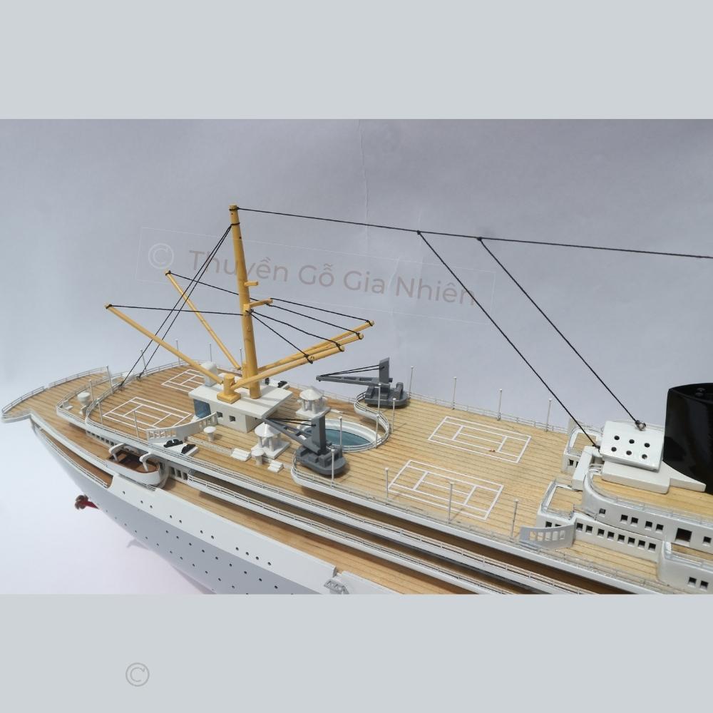 Mô Hình Thuyền Gỗ Trang Trí Phong Thủy Dạng Thuyền Du Lịch MS WILLEM RUYS Chính Hãng, Hàng Xuất Khẩu Chất Lượng Cao