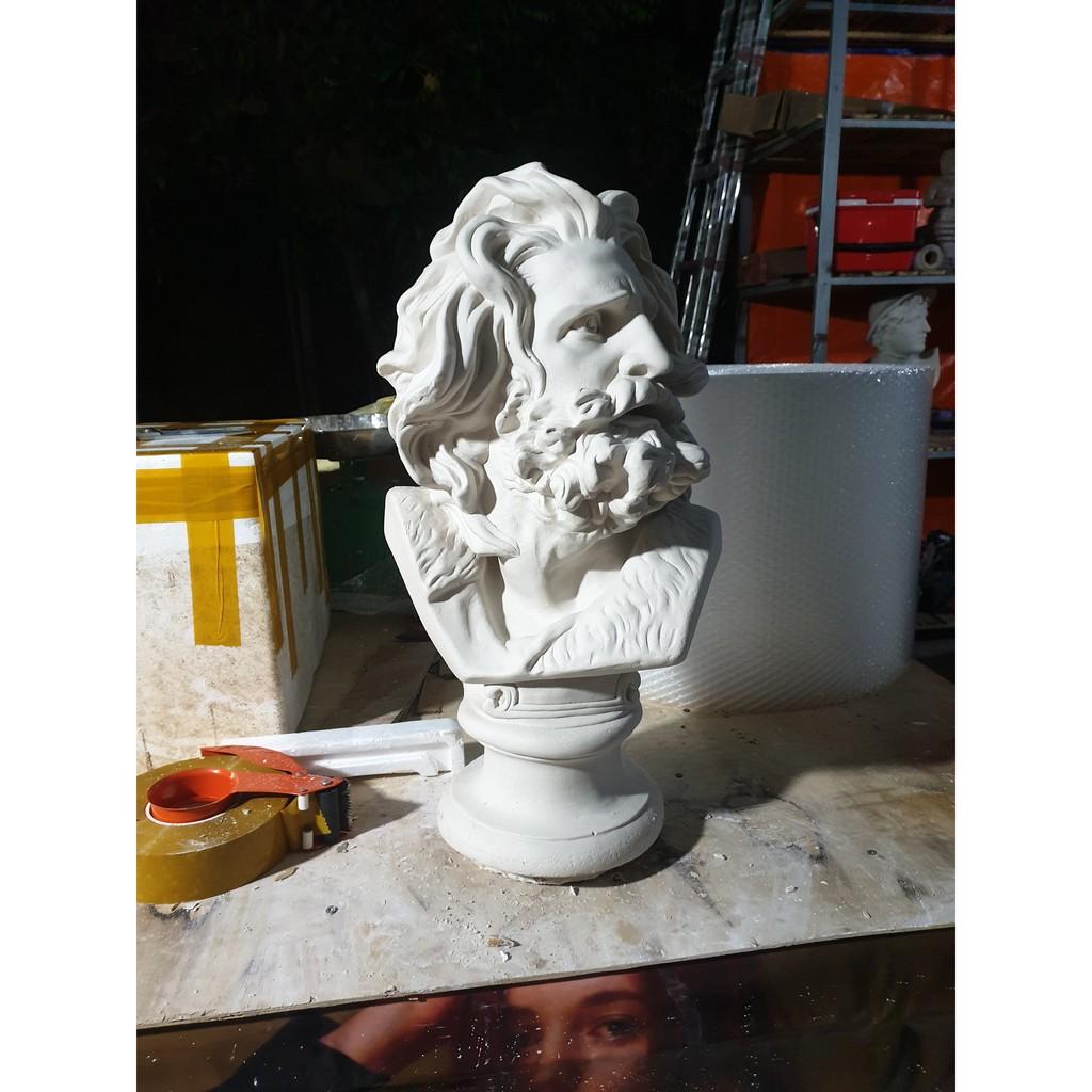 DECOR, Tượng thạch cao ôn thi khối V H, Tượng Marseille