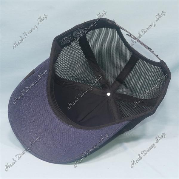 Nón kết lưới in đại bàng in chữ Freedom phía sau khóa nhựa phía trong và trước có tem vòng đầu 55-58cm - Xanh đen