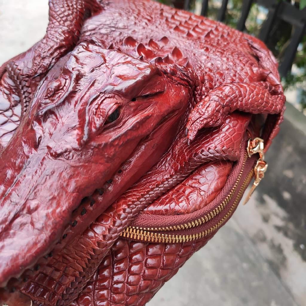 Túi đeo ngực da cá sấu
