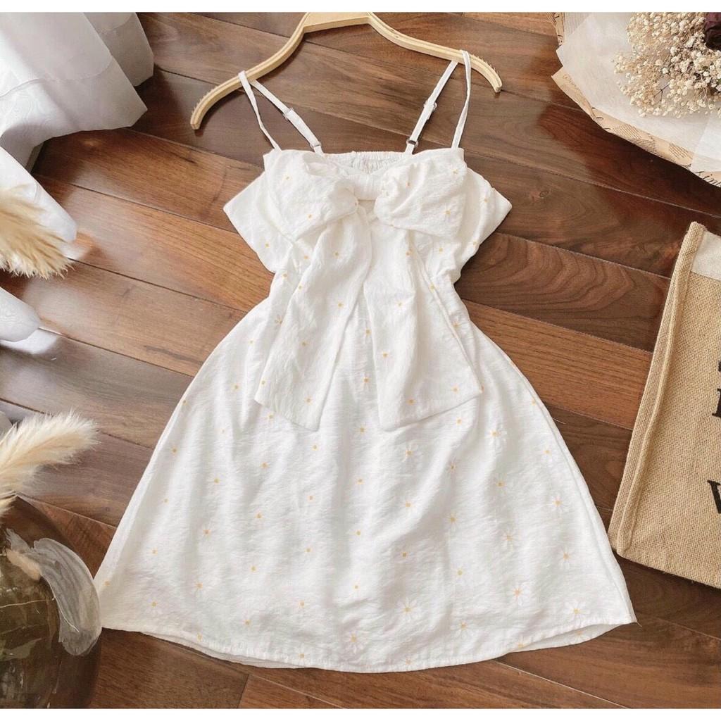 ĐẦM TRẮNG DỰ TIỆC 2 DÂY CỔ VUÔNG PHỐI NƠ NGỰC BO CHUN SAU DÁNG XÒE