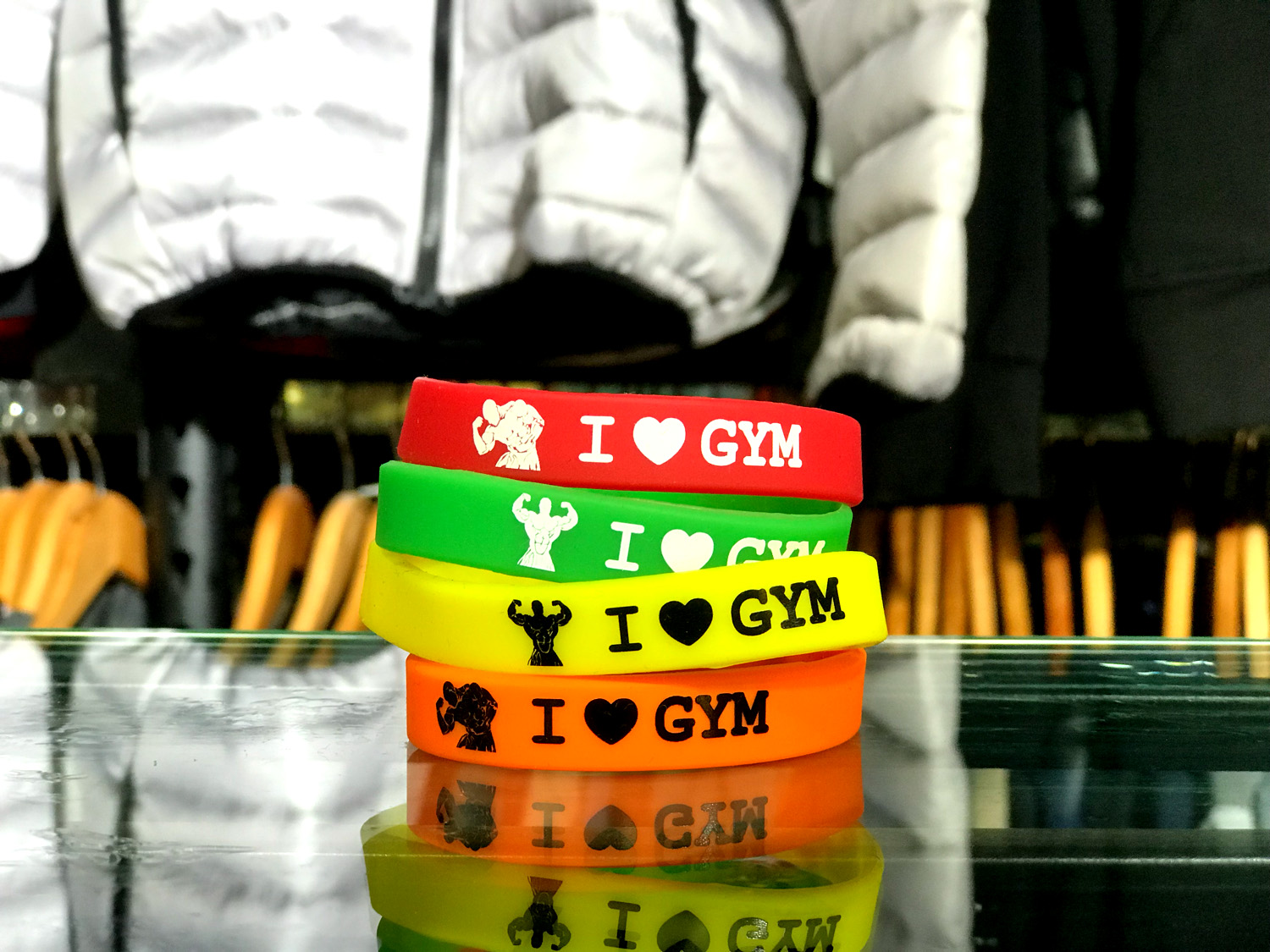 Vòng tay cao su I LOVE GYM, màu sắc ấn tượng, hình in sắc nét