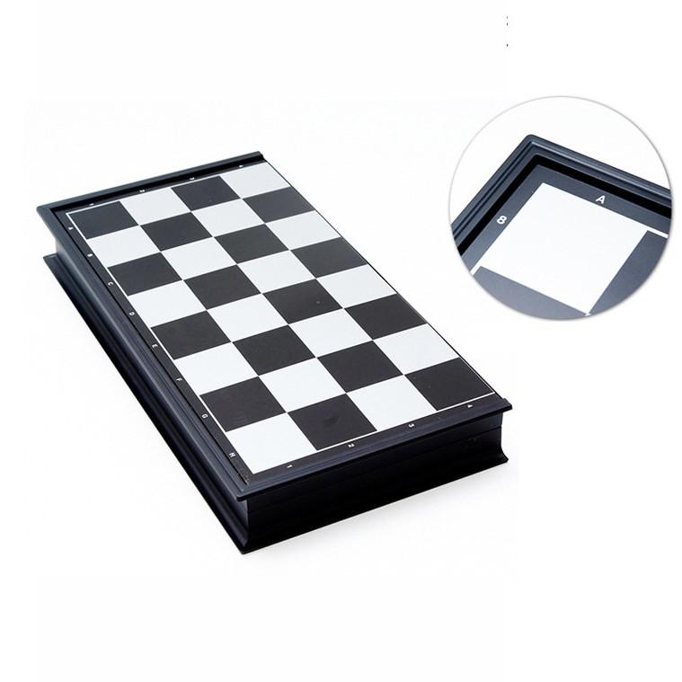 Bộ cờ vua tiêu chuẩn quốc tế đủ size U3 có nam châm
