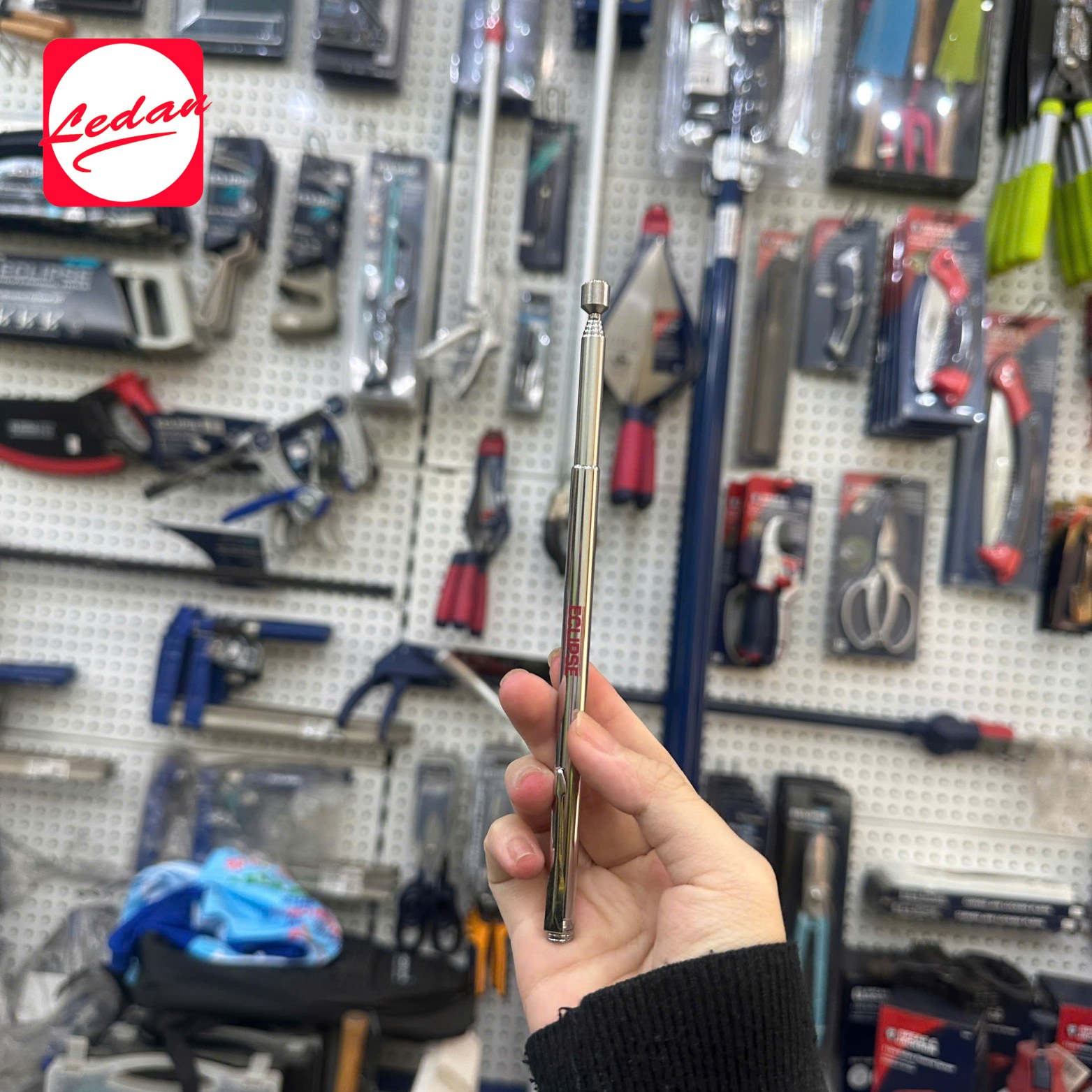 BÚT NAM CHÂM ECLIPSE EM967-R