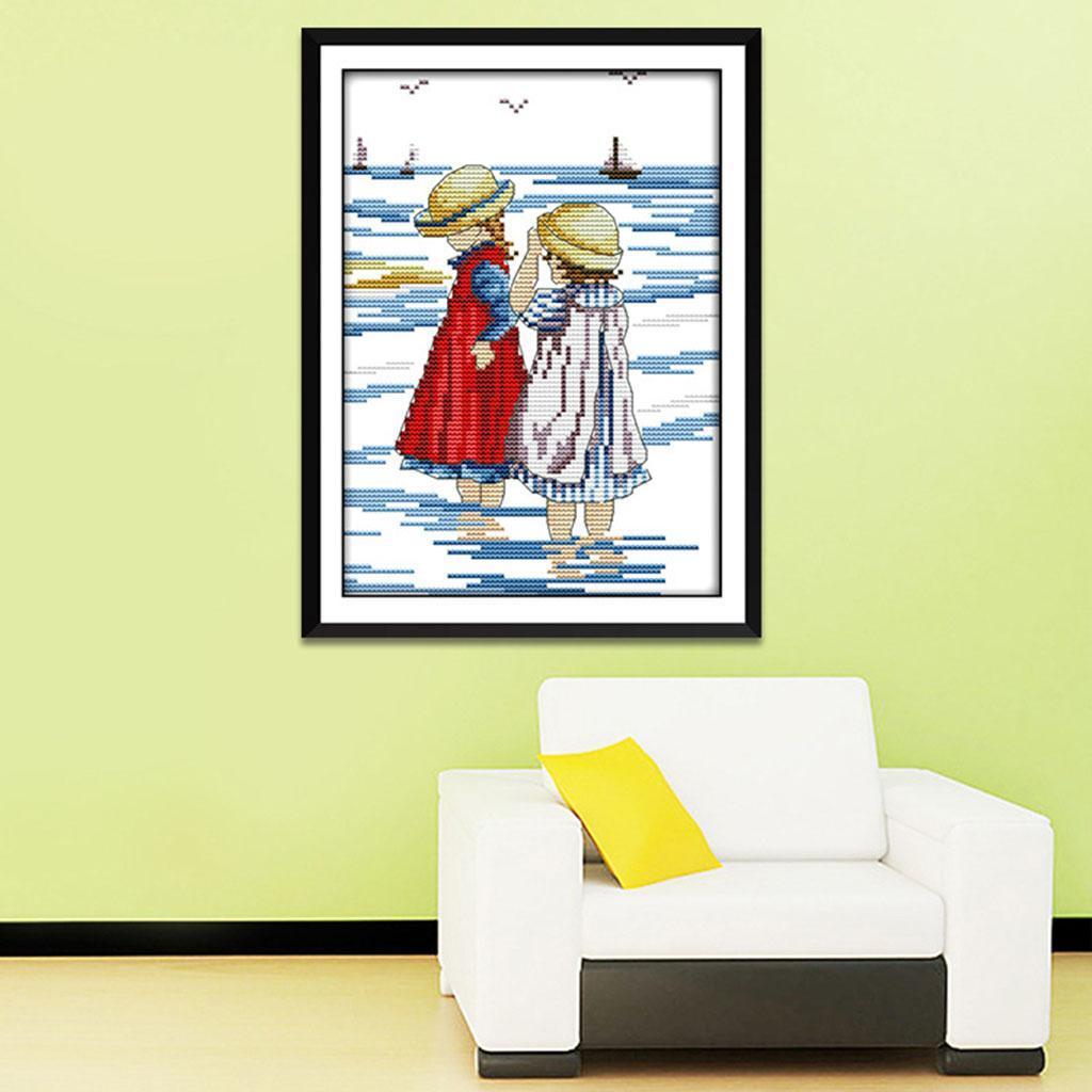 Sisters on Beach Stamped  stitch Pre-Printed Pattern Embroidery  Fashion Crafts Hauskunst Decoration