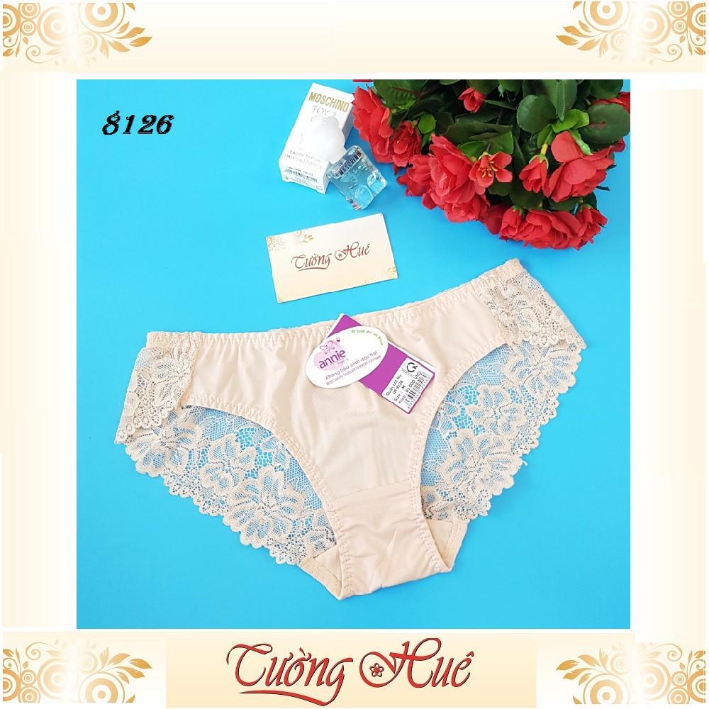 Quần lót nữ annie QE 8126 trơn phối ren phía sau.