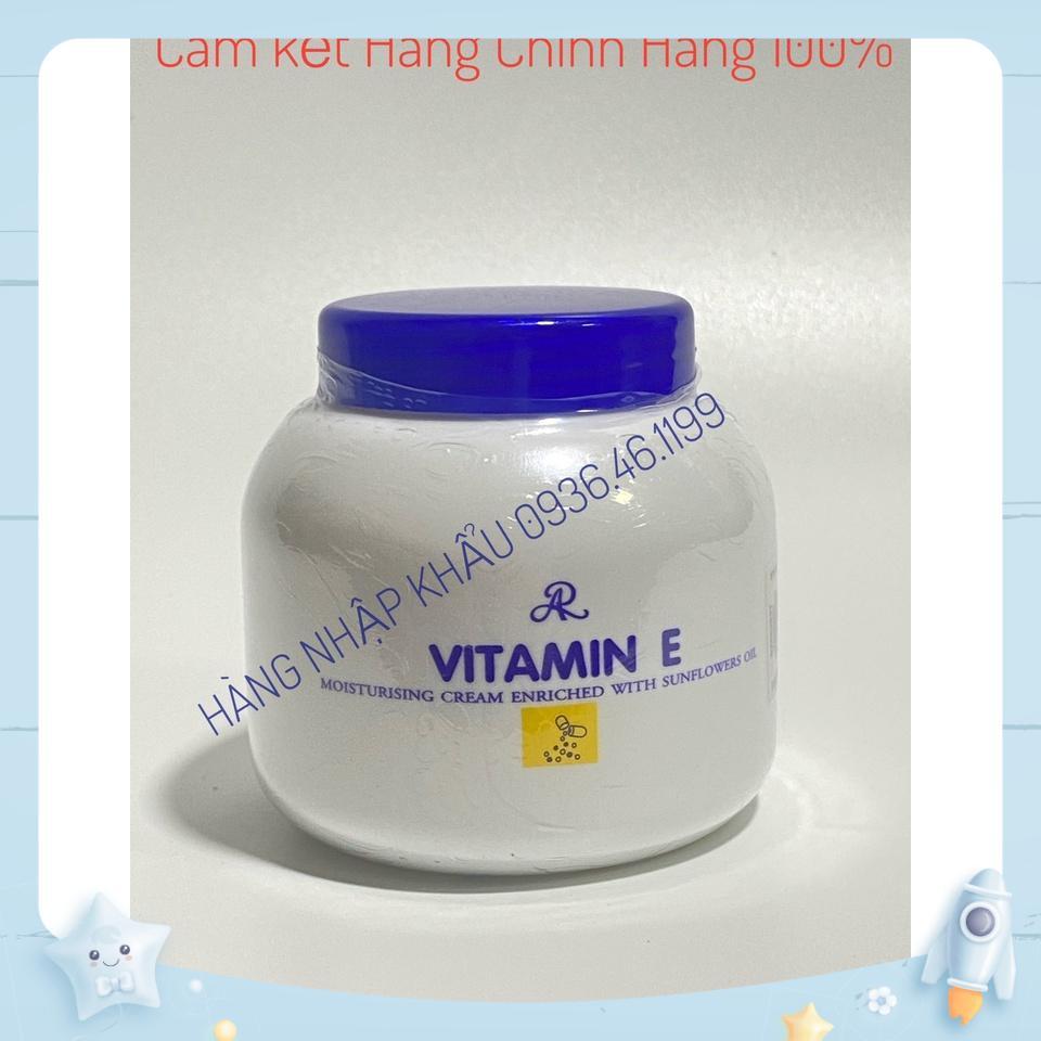 Kem dưỡng ẩm Vitamin E Thái Lan 200ml