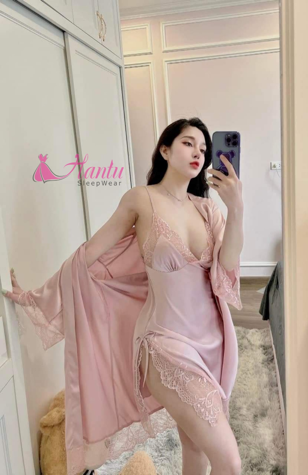 Hantu Sleepwear-Set áo choàng kèm váy lụa cao cấp xẻ tà 2 bên sexy