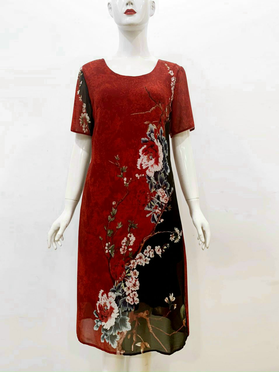 ĐẦM SUÔNG PHỐI MÀU ĐỎ ĐEN IN HOA MẪU ĐƠN - THỜI TRANG GKTILE