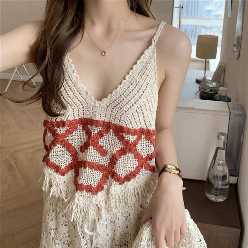 Set bikini ren đi biển 3 món gồm áo 2 dây sợi móc chữ X-áo choàng ren hạt-quần ren hoa