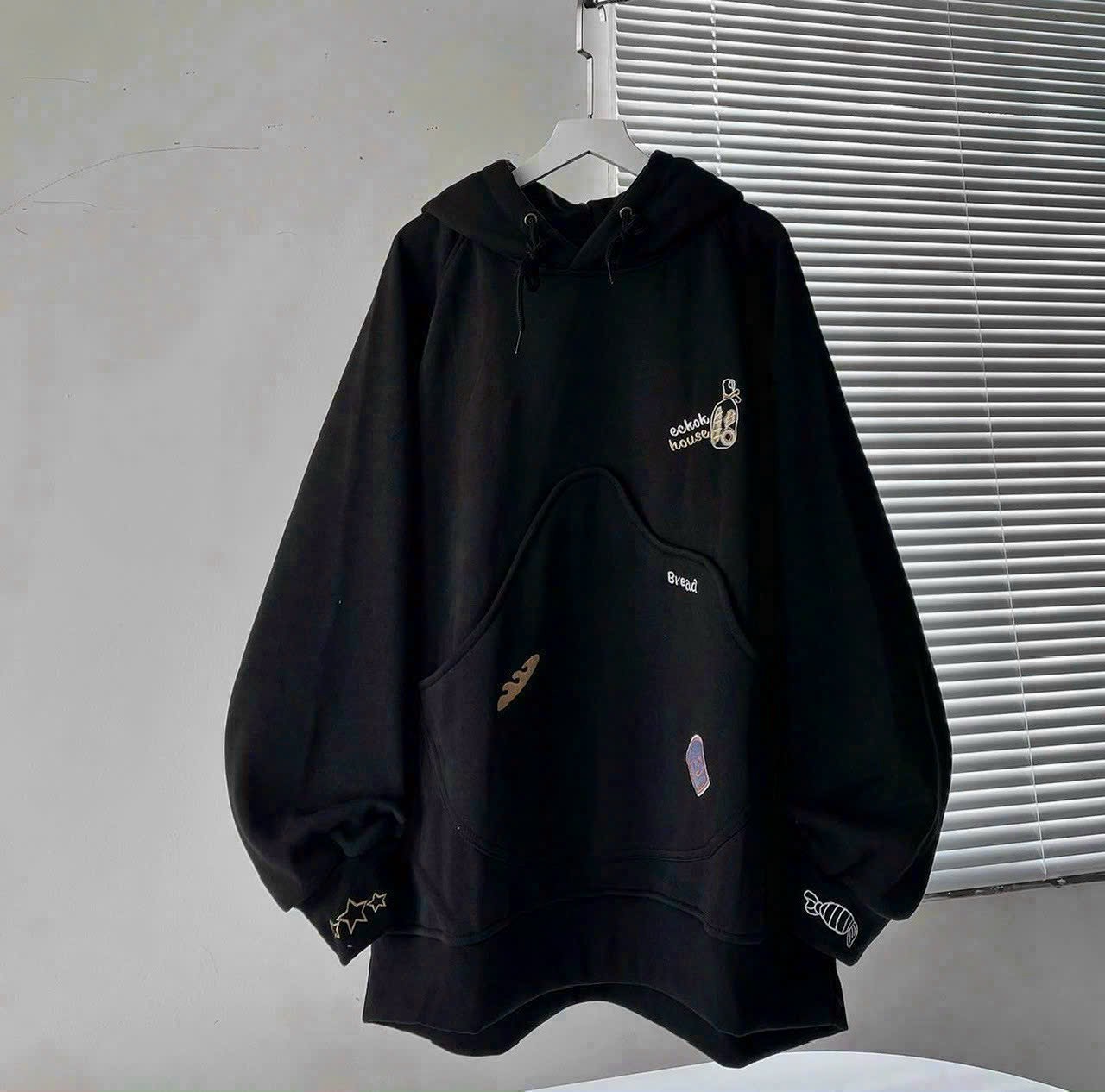 Áo Hoodie Phối Túi To Logo Thêu Có Nón Mũ 2 Lớp Rộng Unisex Nam Nữ Siêu Xinh - Áo Khoác Nỉ