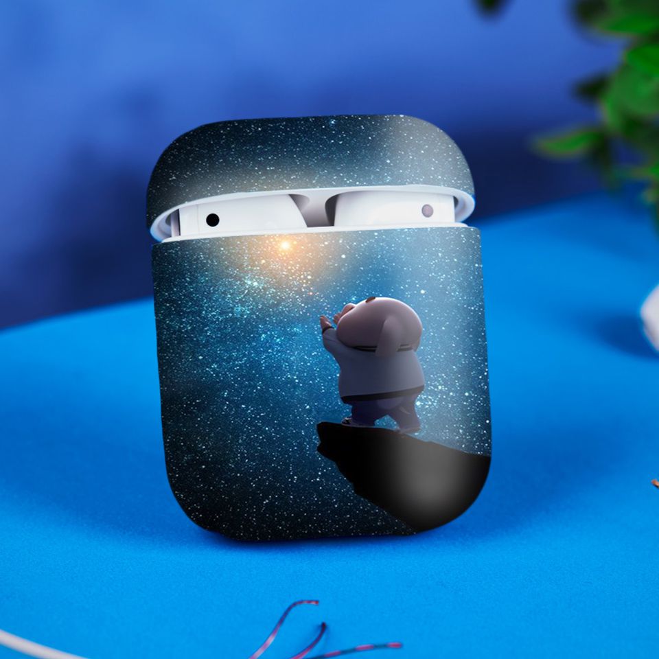 Miếng dán skin chống bẩn cho tai nghe AirPods in hình Heo con dễ thương - HEO2k19 - 057 (bản không dây 1 và 2)