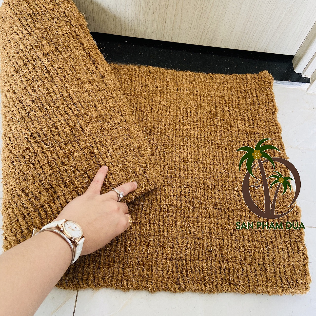 Thảm chùi chân bằng xơ dừa – Thảm xơ dừa dệt truyền thống – thân thiện môi trường