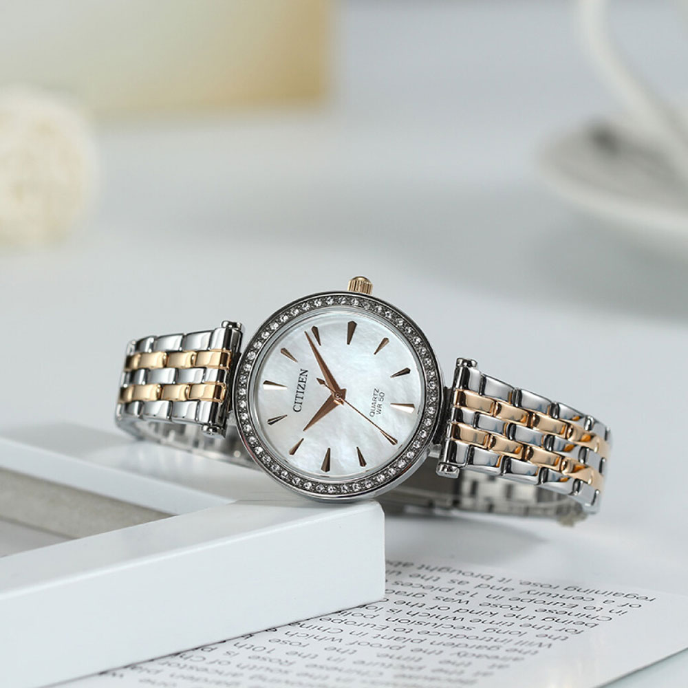 Đồng Hồ Nữ Citizen Đính Đá Swarovski Dây Thép Không Gỉ ER0216-59D - Mặt Xà Cừ