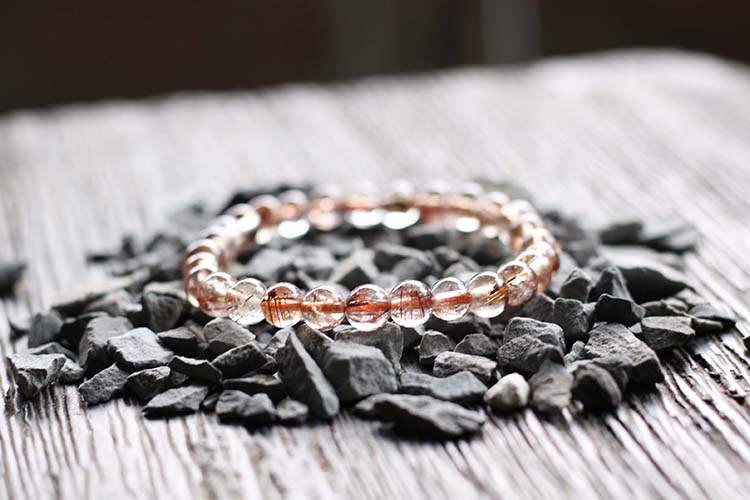 Vòng Thạch Anh Tóc Nâu Đỏ Myanmar 7mm Ngọc Quý Gemstones VT118