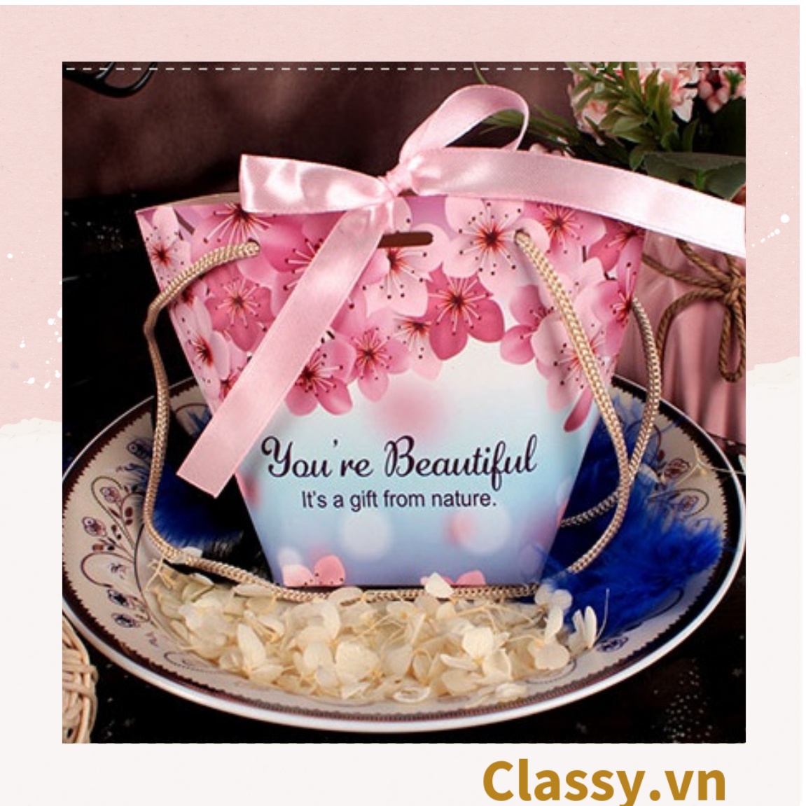 Classy Túi giấy đựng quà thắt nơ in hình dễ thương 14 X 7 X 10 CM đựng son, trang sức, quà tặng đám cưới, lễ tết (Q301)