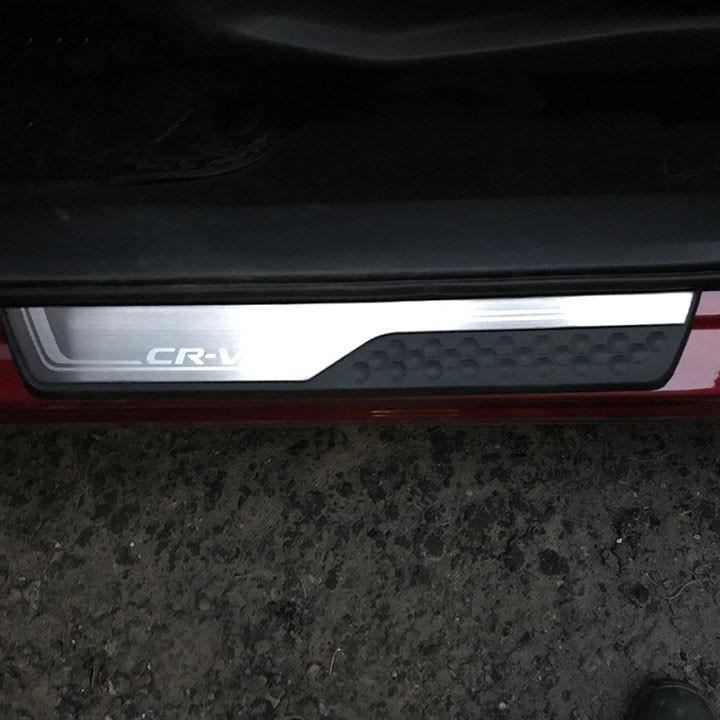 CRV, Bộ ốp bậc cửa ngoài theo xe Honda CRV 2018-2019-mẫu Inox .