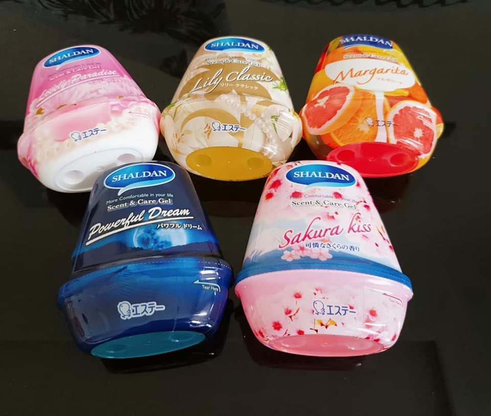 Combo khay đựng đa năng 4 ngăn + Hộp sáp thơm Scent & Care 180g