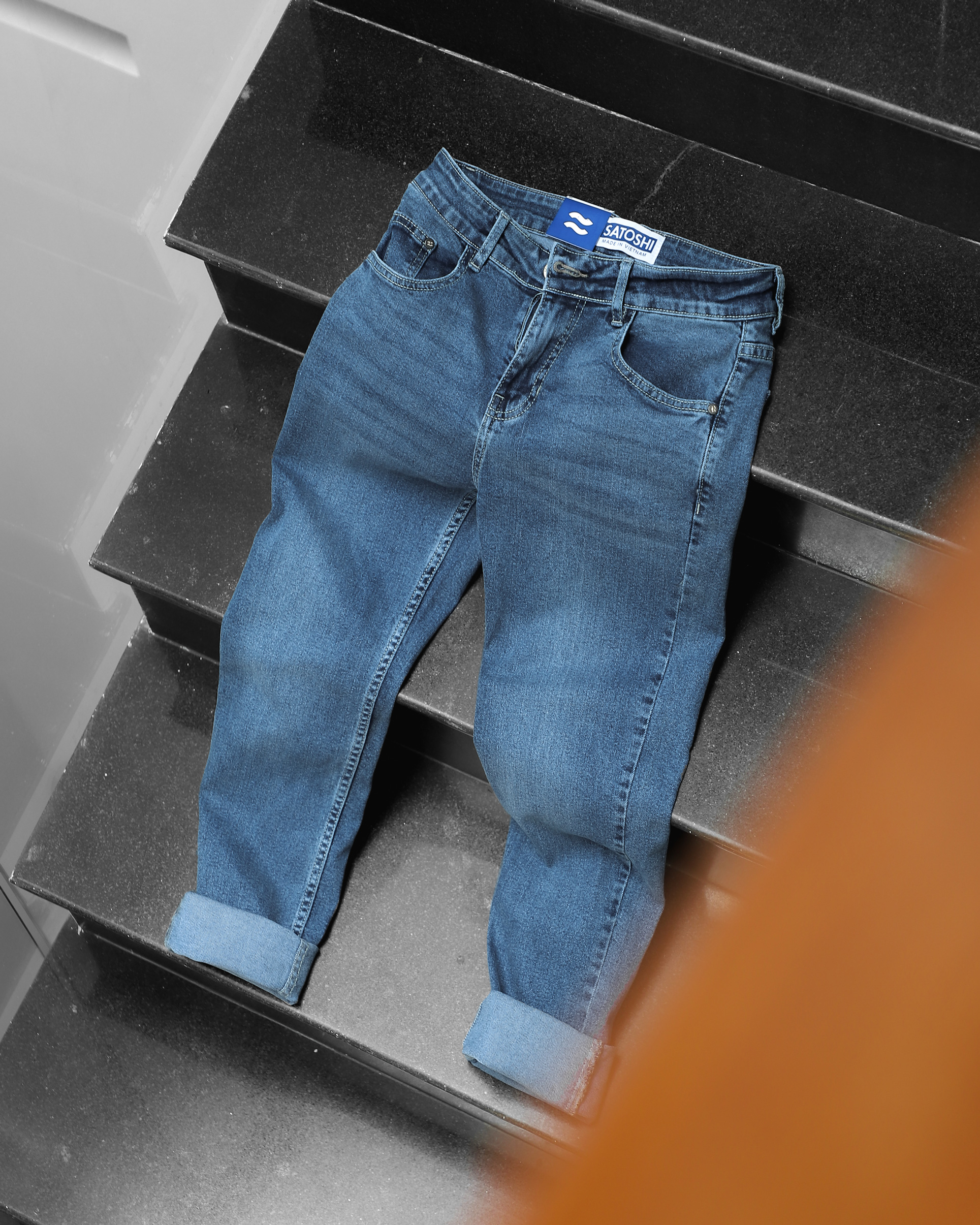 | Satoshi |Quần jean nam, quần bò nam SAQJ38 dáng vừa màu xanh trơn wash basic chất jean co giãn nhẹ mặc thoải mái