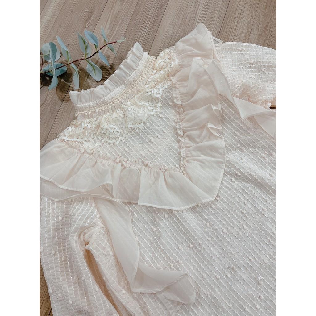 ÁO SƠ MI CỔ BÈO PHA REN V DÀI TAY