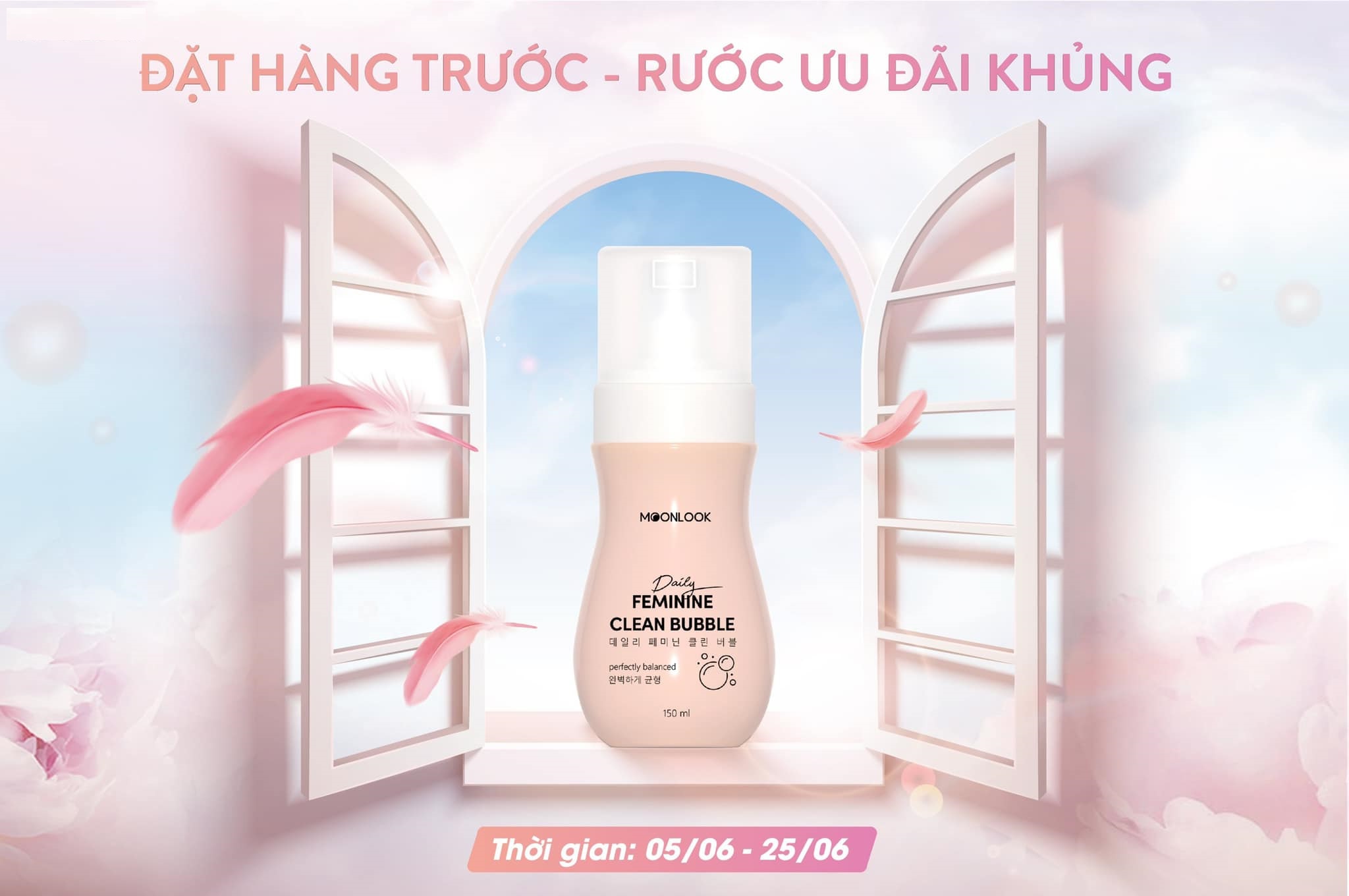 Dung Dịch Vệ Sinh Dạng Bọt Tuyết Lưu Hương Nước Hoa MoonLook 150ml Hàn Quốc