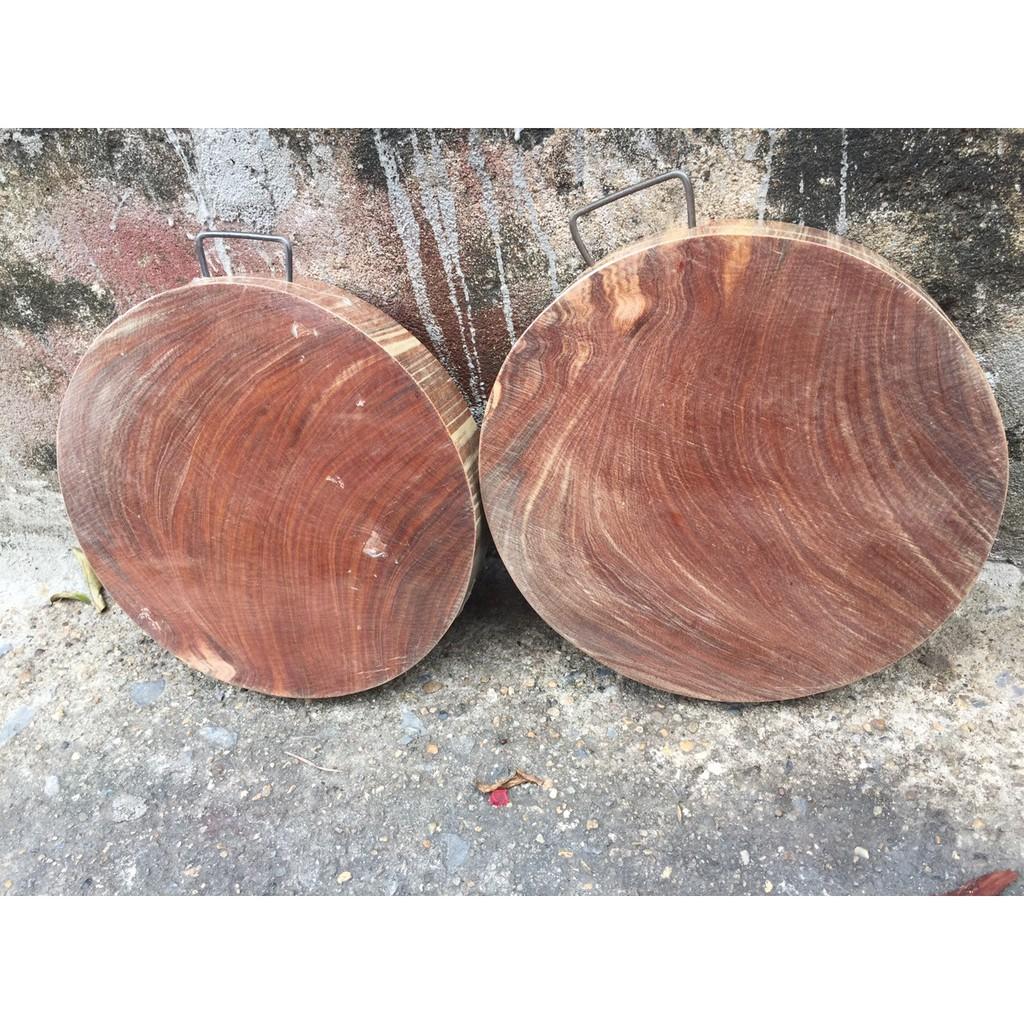 Thớt gỗ nghiến tây bắc đường kính 30cm dày 5cm