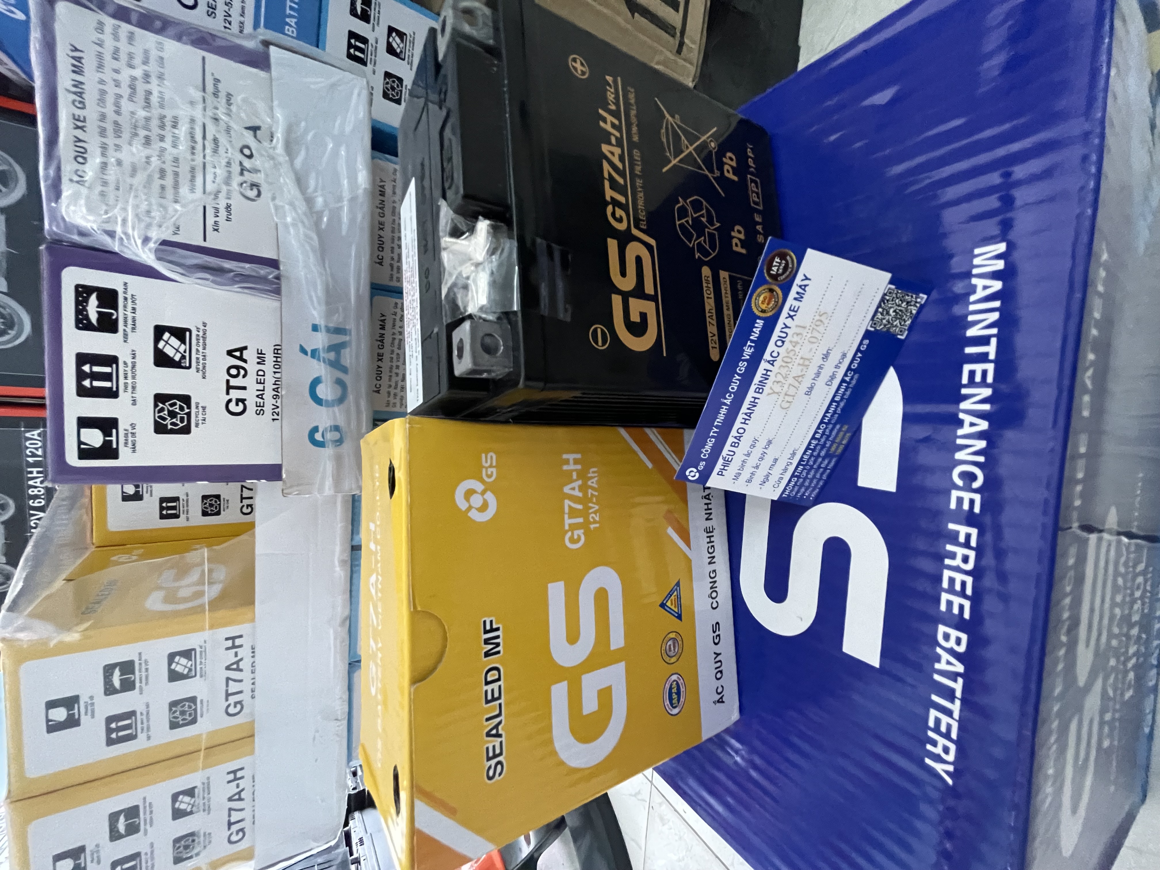 Ắc quy GSGT7A (12V-7ah) SH125 nhập,SH150 nhập ,piagio libetty, DYLAN 150