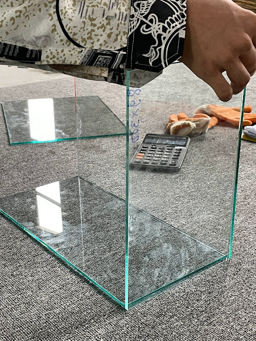 Kính dán hồ cá Betta keo trong, kích thước DxRxC 15x10x17 cm