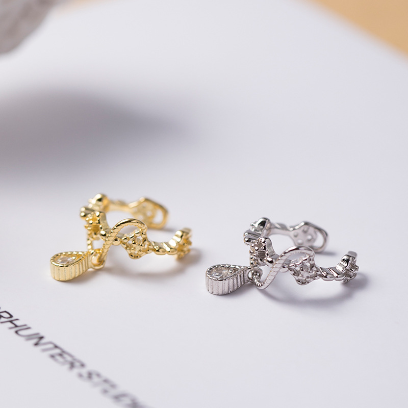 Khuyên kẹp vành tai đính đá pha lê xinh xắn