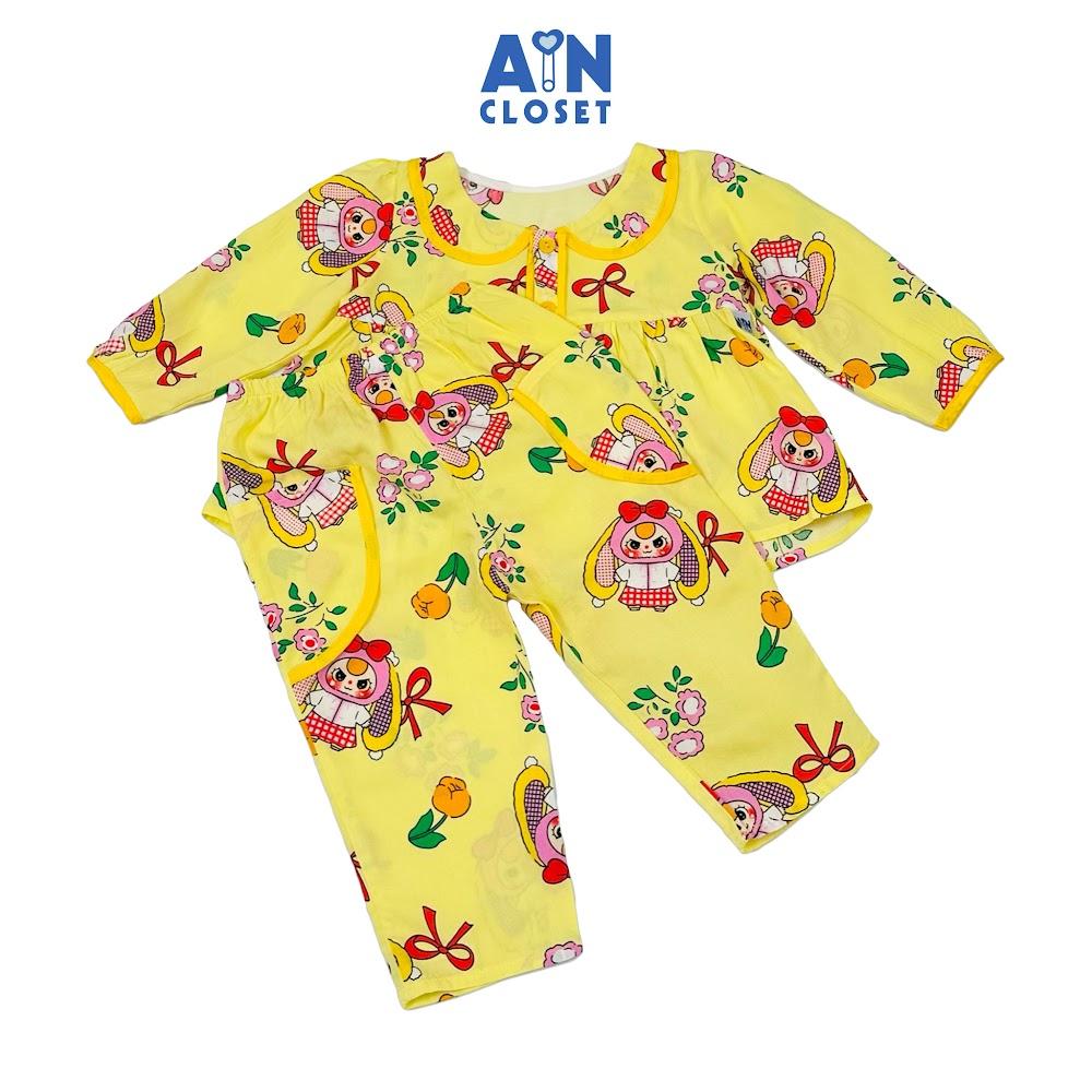 Bộ quần áo Dài bé gái hoạ tiết Baby Three Vàng Lanh lụa - AICDBG7BKQNL - AIN Closet
