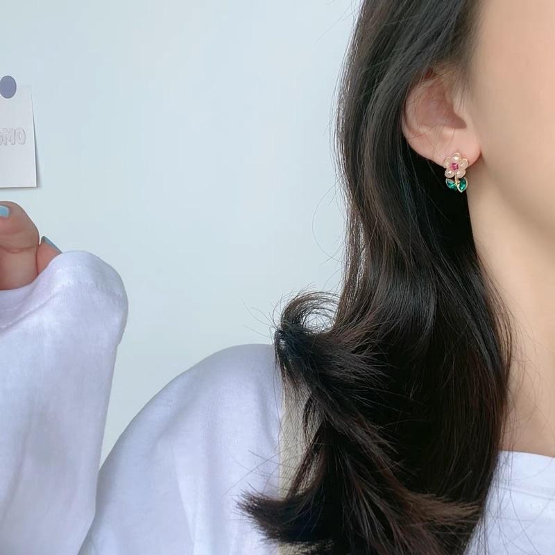 Hoa tai bông hoa nhí xinh 5 cánh - Arora boutique