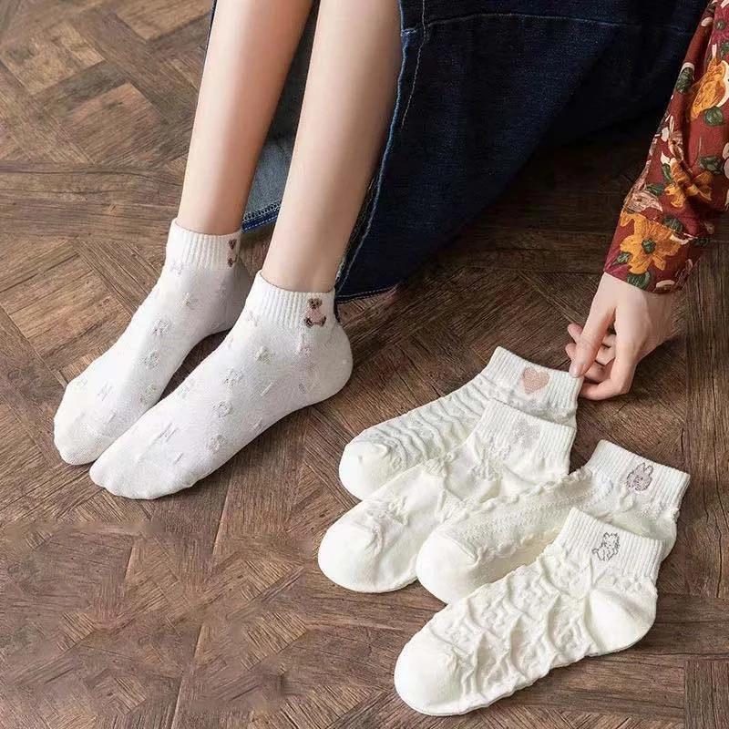 Vớ Thể Thao Bằng Cotton Mềm Mại Thoáng Khí Khử Mùi In Họa Tiết Dễ Thương Cho Nữ